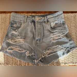 ❤️Distressed button-fly highrise boyfriend jean shorts